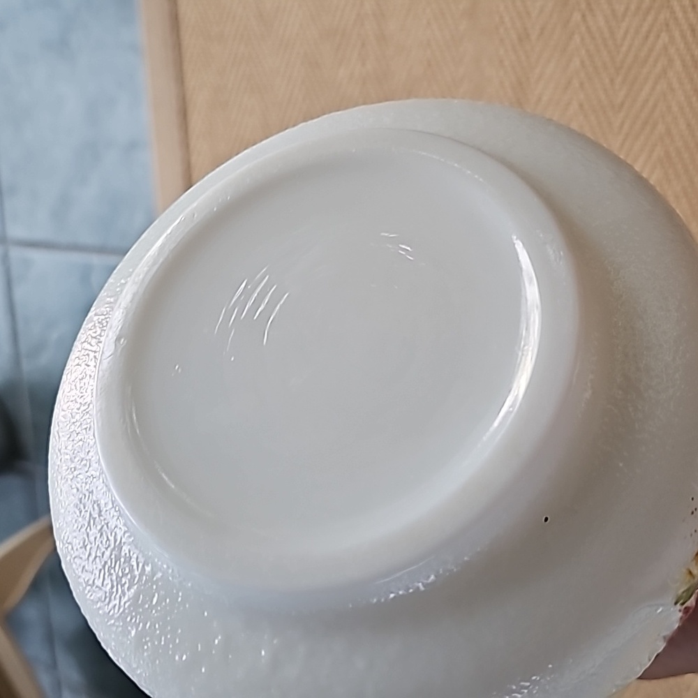 Vintage No. 2 Queen Anne milk glass with flowers hurricane lamp - Picture 7 of 7
